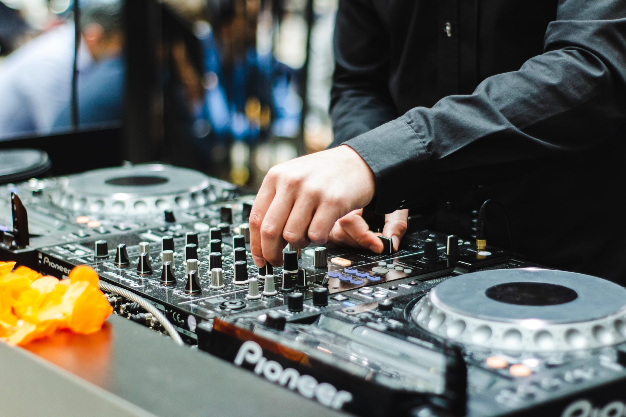 How To Become A Club DJ